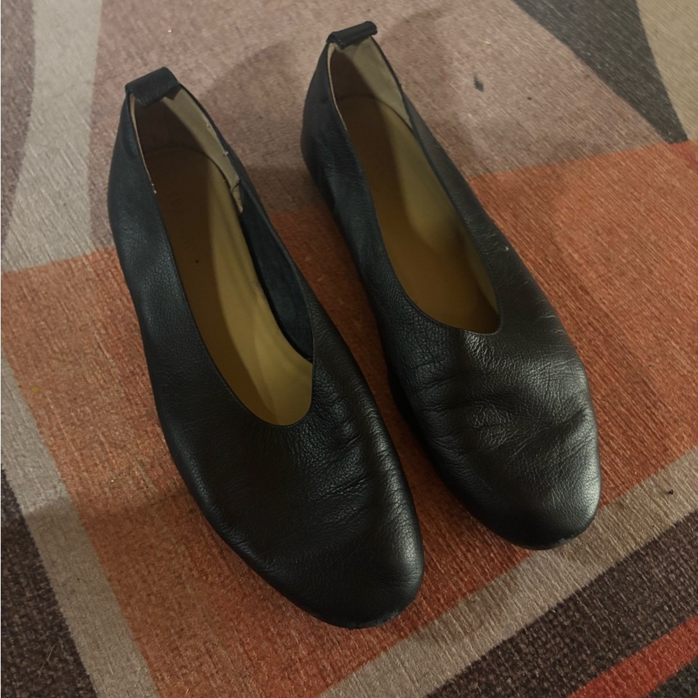 Everlane Elegant Black Women's Flats